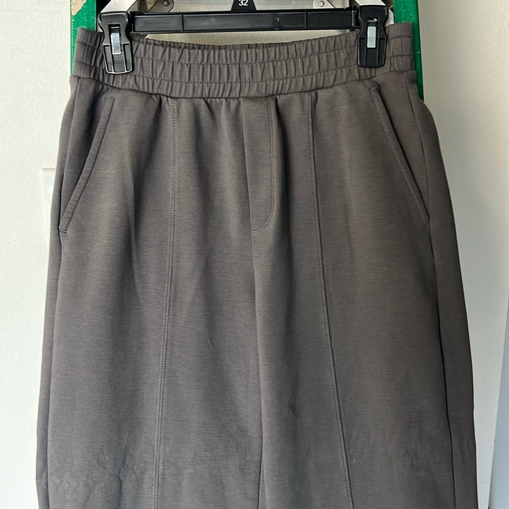 Wide leg active sweat pants